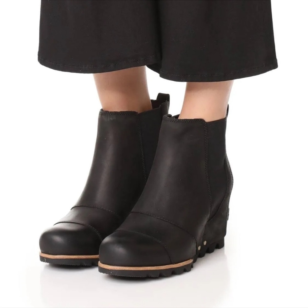 Sorel Joan of Arctic™ “Lea” Wedge Black Leather Boots